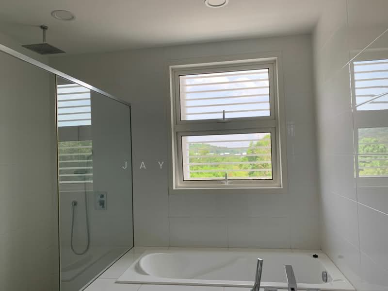 Rumah Teres 3 Tingkat untuk Disewa di Seri Kembangan (Selangor) - Jay Khoo - Bathroom - PropertyGuru.com.my