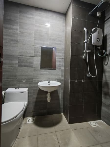 Servis Apartment untuk Disewa di Symphony Tower (Menara Simfoni) - Wilson Tan - Bathroom - PropertyGuru.com.my