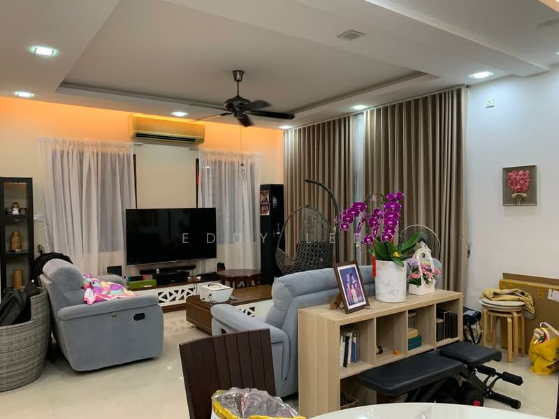 Semi-Detached House for Sale in Seri Kembangan (Selangor) - Eddy Lee - Living Room - PropertyGuru.com.my
