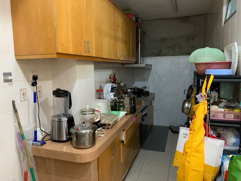 Semi-Detached House for Sale in Seri Kembangan (Selangor) - Eddy Lee - Kitchen - PropertyGuru.com.my