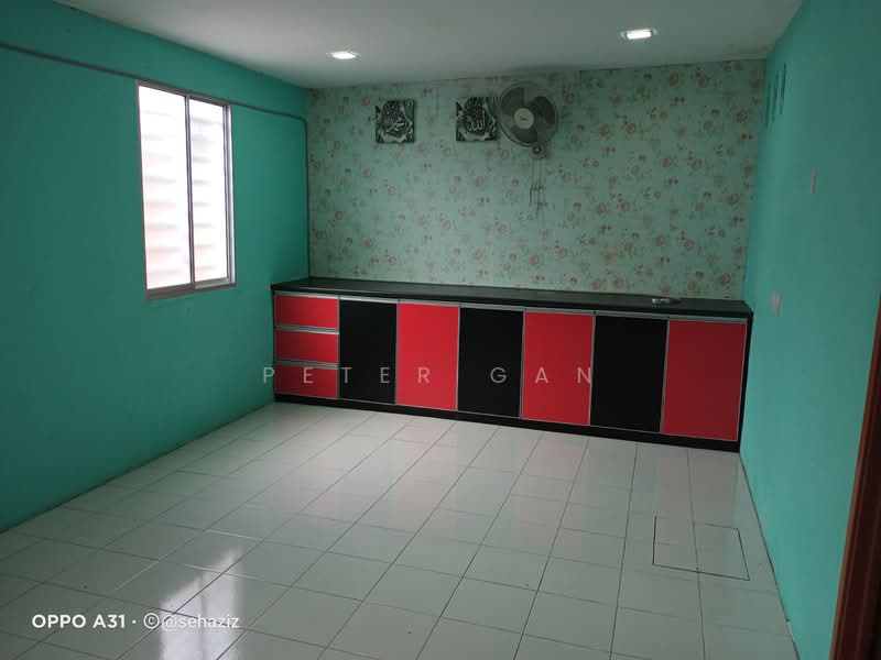 Rumah Teres 1 Tingkat untuk Dijual di Taman Klebang Putra (Chemor) - Peter Gan - Kitchen - PropertyGuru.com.my