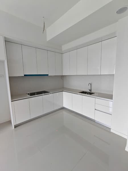 Servis Apartment untuk Dijual di Edelweiss @ Tropicana Gardens - Olivia Hoh - Kitchen - PropertyGuru.com.my