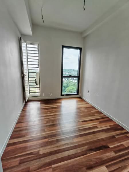 Servis Apartment untuk Dijual di Edelweiss @ Tropicana Gardens - Olivia Hoh - Second Bedroom - PropertyGuru.com.my
