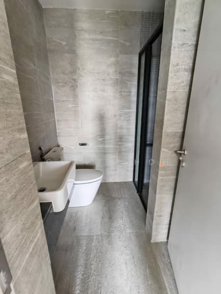 Servis Apartment untuk Dijual di Edelweiss @ Tropicana Gardens - Olivia Hoh - Bathroom - PropertyGuru.com.my