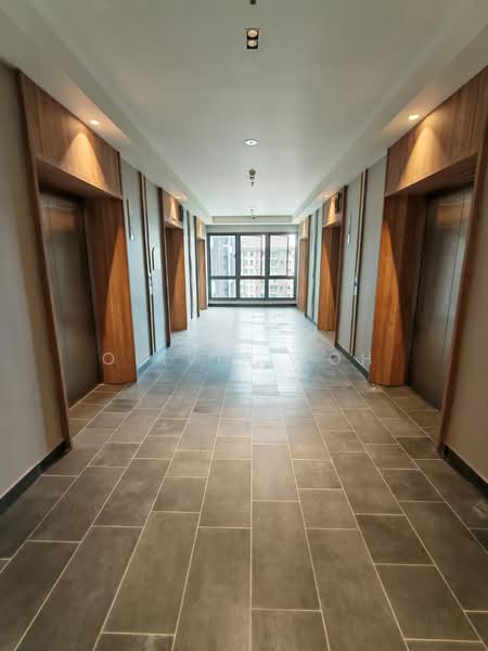 Servis Apartment untuk Dijual di Edelweiss @ Tropicana Gardens - Olivia Hoh - Lift lobby landing area  - PropertyGuru.com.my