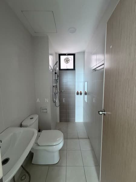 Kondominium untuk Disewa di ForestVille - Anne Lee - Bathroom - PropertyGuru.com.my