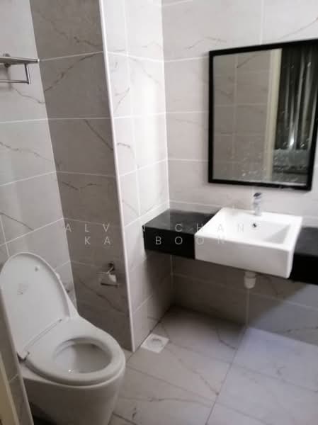 Service Residence for Sale at Pinnacle Tower - Alvin Chan Kai Boon - Bathroom - PropertyGuru.com.my