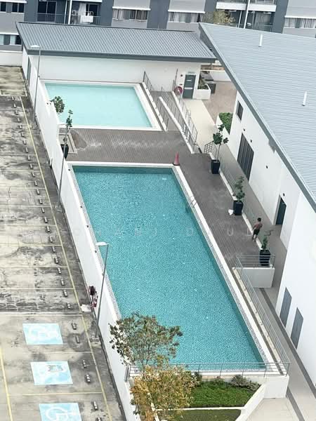 Service Residence for Rent at Kita Impian @ Cybersouth - Rohani Daud - Pool - PropertyGuru.com.my