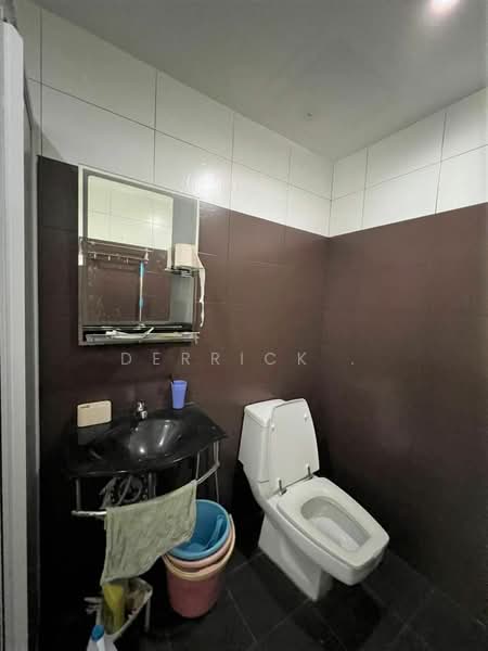 Condominium for Rent at D'Piazza - Derrick . - Bathroom - PropertyGuru.com.my