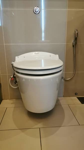 Servis Apartment untuk Disewa di Swiss Garden Residences - Sally Lee - Bathroom - PropertyGuru.com.my