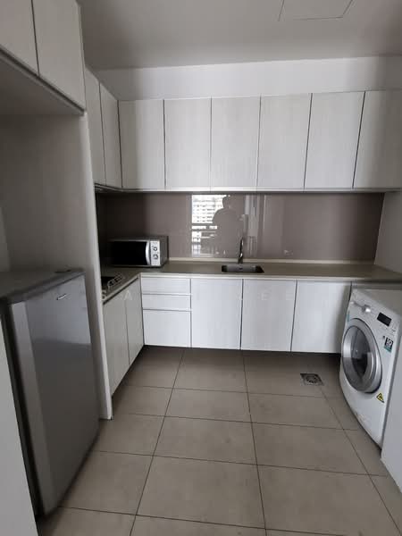 Servis Apartment untuk Disewa di Swiss Garden Residences - Sally Lee - Kitchen - PropertyGuru.com.my