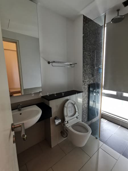 Servis Apartment untuk Disewa di Swiss Garden Residences - Sally Lee - Bathroom - PropertyGuru.com.my