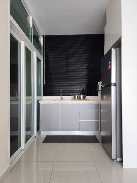 Condominium for Rent at Medini Signature - Irma Rose - Kitchen - PropertyGuru.com.my