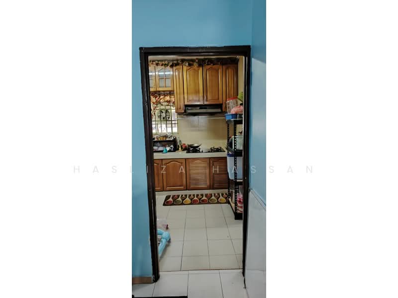 Rumah Teres untuk Dijual di Batu Pahat (Johor) - Hasliza Hassan - Kitchen - PropertyGuru.com.my