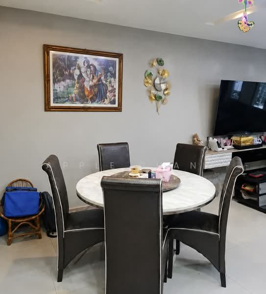 Rumah Teres 2 Tingkat untuk Disewa di Bukit Rimau (Shah Alam) - Apple Chang - Dining Room - PropertyGuru.com.my
