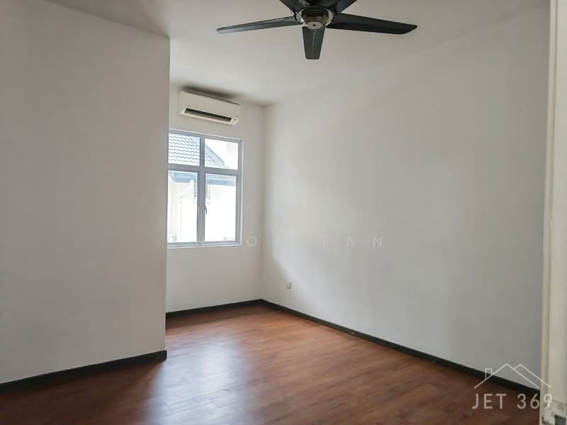 Rumah Teres 2 Tingkat untuk Disewa di Kemuning Utama (Shah Alam) - Chloe Tan - PropertyGuru.com.my