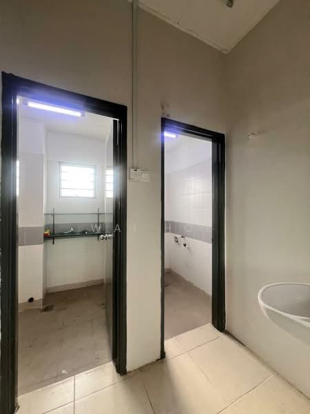 Rumah Berkembar untuk Disewa di Taman Puncak Jalil (Seri Kembangan) - Wai Hoe - Interior - PropertyGuru.com.my
