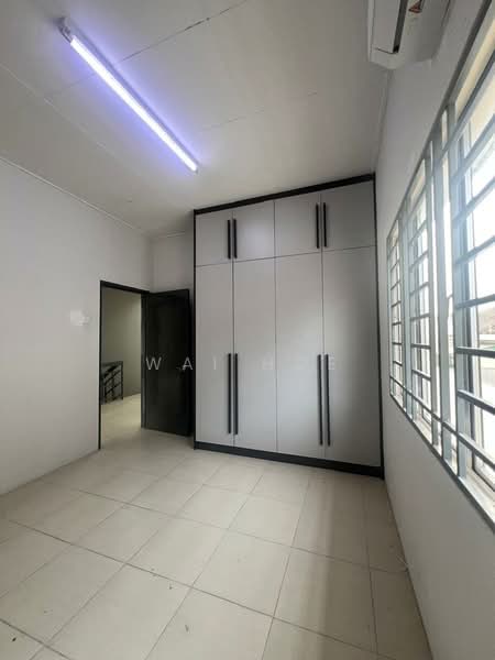 Rumah Berkembar untuk Disewa di Taman Puncak Jalil (Seri Kembangan) - Wai Hoe - Bedroom - PropertyGuru.com.my
