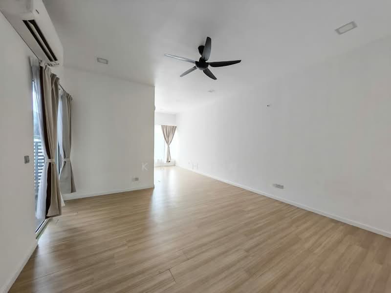 3-storey Terraced House for Rent in Tiara South (Semenyih) - KK HEW - Living Room - PropertyGuru.com.my