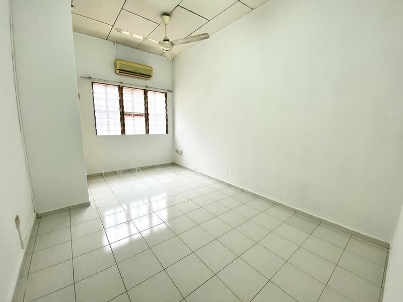 2-storey Terraced House for Sale in Taman Bukit Mewah (Kajang) - Firdaus Husin - PropertyGuru.com.my