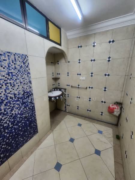 2-storey Terraced House for Rent in Taman Anggerik (Johor Bahru) - Merry Chua - Bathroom - PropertyGuru.com.my