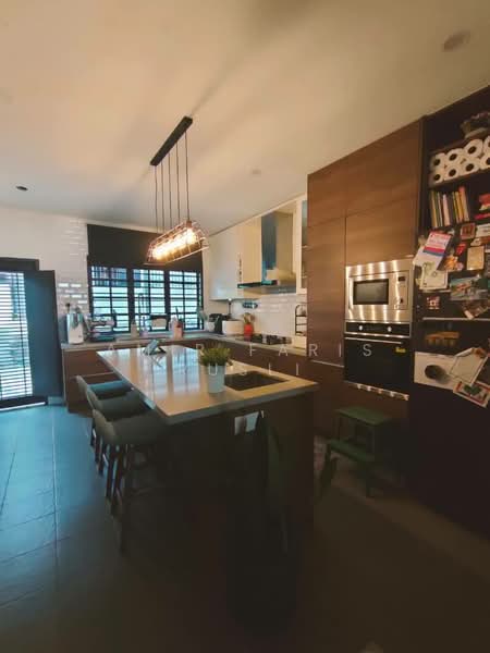 1.5-storey Terraced House for Sale in Taman Perling (Perling) - Amir Faris Rusli - Kitchen - PropertyGuru.com.my