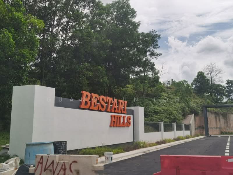 Shop / Office for Sale in Taman Bestari Indah (Ulu Tiram) - Guang Jun Loh - PropertyGuru.com.my