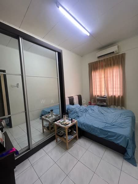 Rumah Teres 2 Tingkat untuk Dijual di Taman Puncak Jalil (Seri Kembangan) - Wai Hoe - Bedroom - PropertyGuru.com.my