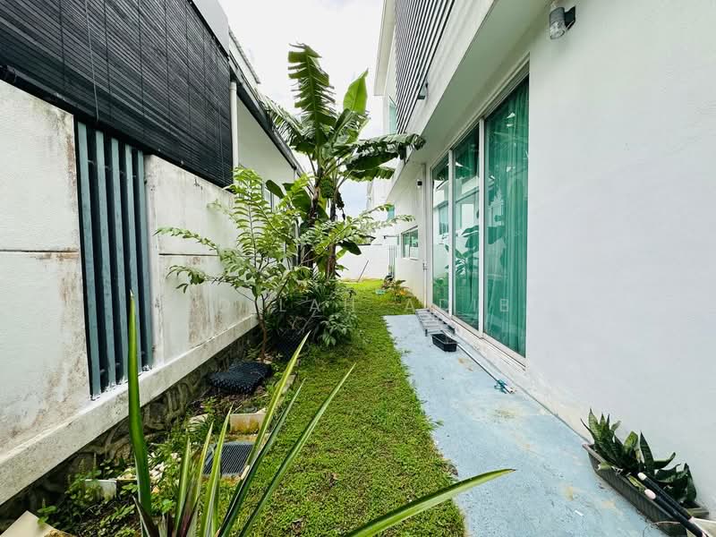 Semi-Detached House for Sale in Cyberjaya (Selangor) - Adilah Adib - Exterior - PropertyGuru.com.my
