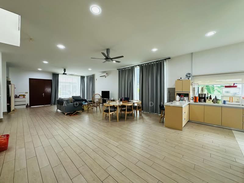 Semi-Detached House for Sale in Cyberjaya (Selangor) - Adilah Adib - Living Room - PropertyGuru.com.my