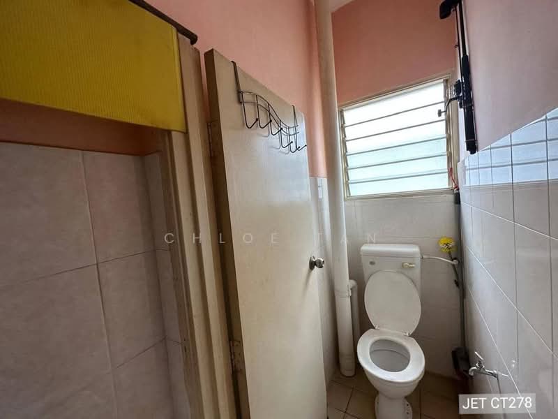 Apartment for Sale at Pangsapuri Arista - Chloe Tan - PropertyGuru.com.my