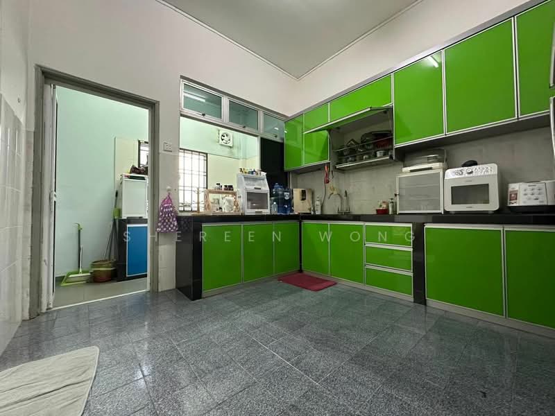 Rumah Teres 2 Tingkat untuk Dijual di Bandar Seri Alam (Masai) - Shereen Wong - Kitchen - PropertyGuru.com.my