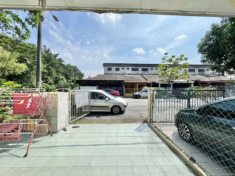 1-storey Terraced House for Sale in Taman Mewah Jaya (Klang) - Aqillah Razali - Exterior - PropertyGuru.com.my