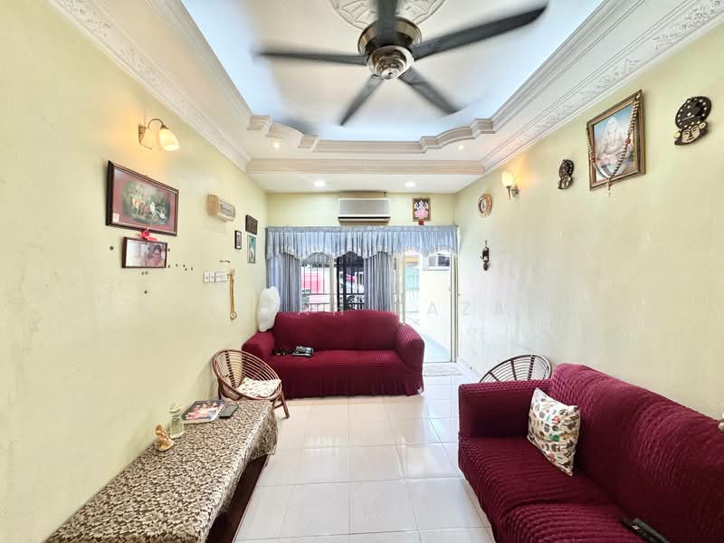 1-storey Terraced House for Sale in Taman Mewah Jaya (Klang) - Aqillah Razali - Living Room - PropertyGuru.com.my