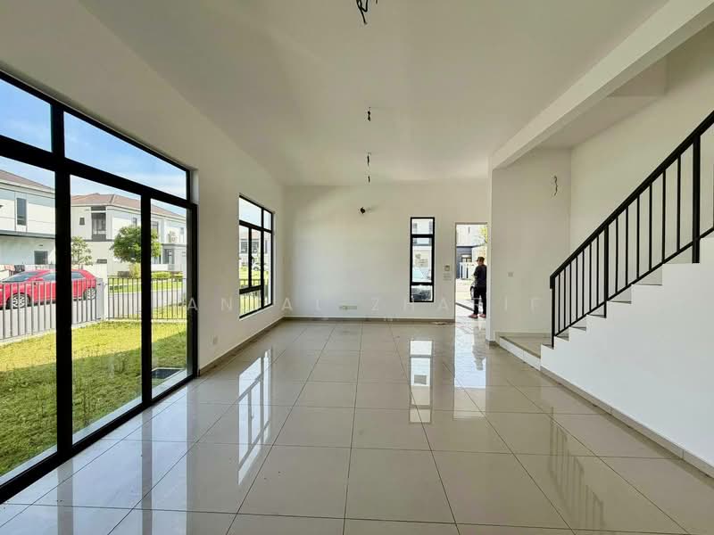 2-storey Terraced House for Sale in Eco Grandeur (Puncak Alam) - Danial Zharif - Living Room - PropertyGuru.com.my