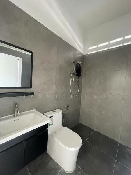 1-storey Terraced House for Sale in Butterworth (Penang) - Jasmine Loo - Bathroom - PropertyGuru.com.my