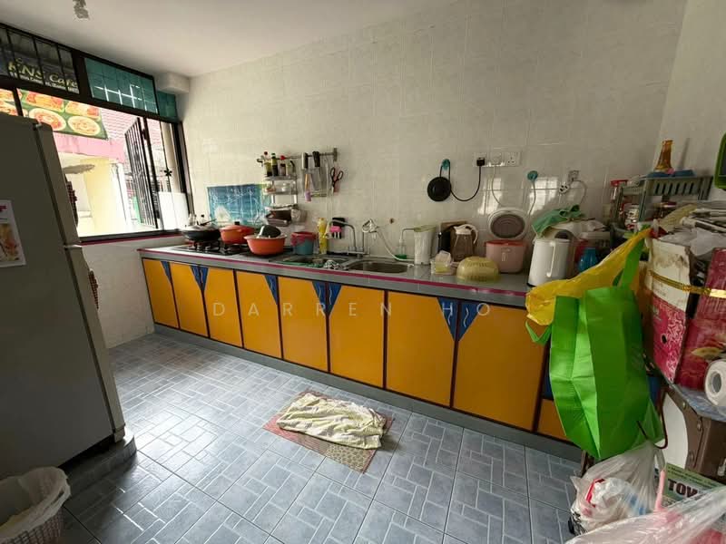 Rumah Flat untuk Dijual di Taman Pulai Utama - Darren Ho - Kitchen - PropertyGuru.com.my