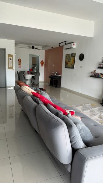2-storey Terraced House for Sale in Puchong (Selangor) - Ashley Woon - Living Room - PropertyGuru.com.my