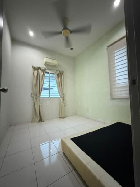 2-storey Terraced House for Sale in Taman Setia Indah (Tebrau) - Eric Lee - Bedroom - PropertyGuru.com.my