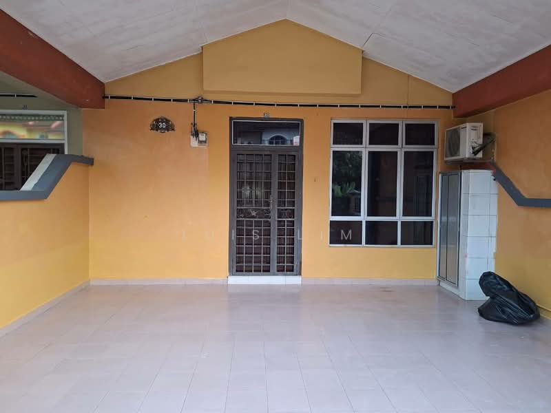 Rumah Teres 2 Tingkat untuk Dijual di Bandar Seri Alam (Masai) - Luis Lim - Exterior - PropertyGuru.com.my