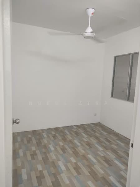 Apartment for Sale at D'Kristal - Nurul Zyra - PropertyGuru.com.my