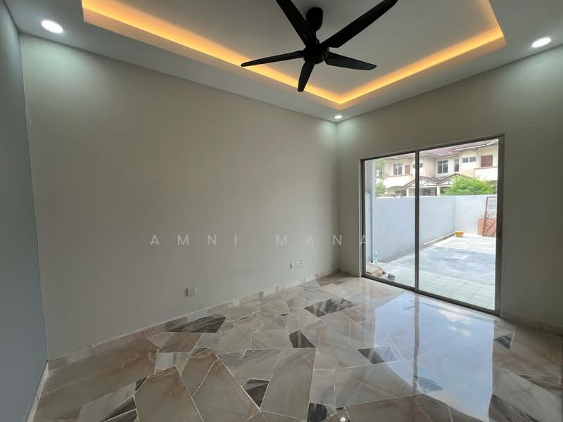 2-storey Terraced House for Sale in Alam Perdana (Puncak Alam) - Amni Manan - Interior - PropertyGuru.com.my