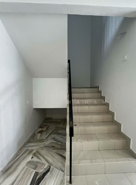 2-storey Terraced House for Sale in Alam Perdana (Puncak Alam) - Amni Manan - PropertyGuru.com.my