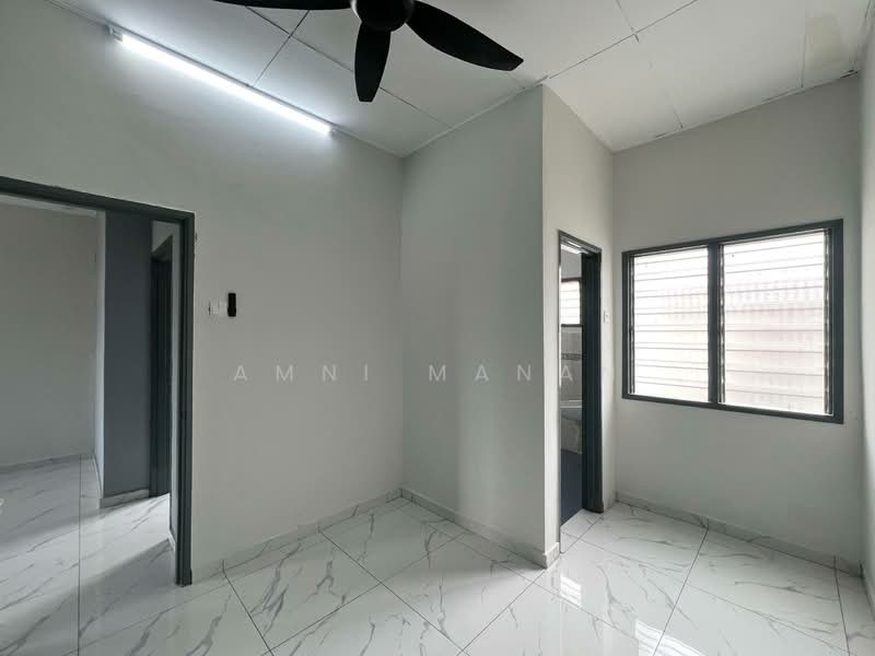 2-storey Terraced House for Sale in Alam Perdana (Puncak Alam) - Amni Manan - PropertyGuru.com.my
