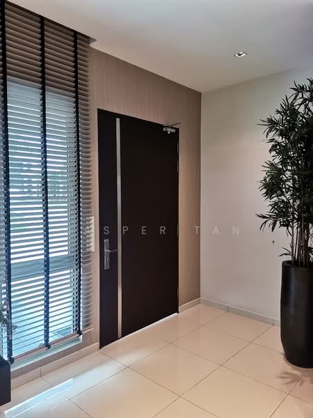 Rumah Berkembar untuk Dijual di Semenyih (Selangor) - Jasper Tan - Entrance - PropertyGuru.com.my