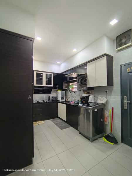 Rumah Kluster untuk Dijual di Taman Ekoflora (Johor Bahru) - Alice Chia - Kitchen - PropertyGuru.com.my
