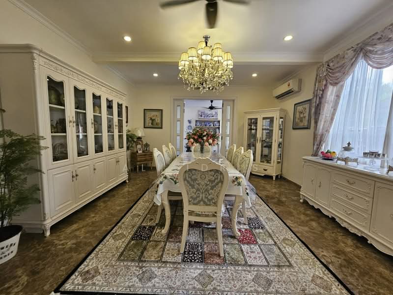 Rumah Berkembar untuk Dijual di Ukay Perdana (Ulu Kelang) - Ali Idris - Dining Room - PropertyGuru.com.my