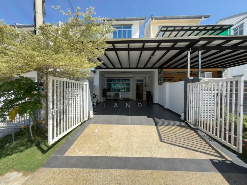 2.5-storey Terraced House for Rent in Taman Pulai Mutiara (Iskandar Puteri (Nusajaya)) - Yoland . - Exterior - PropertyGuru.com.my
