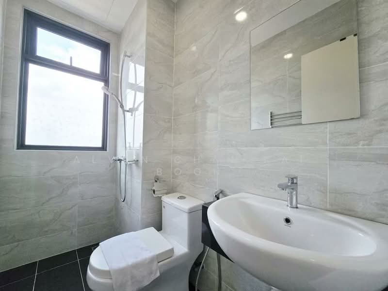 Condominium for Rent at SKS Pavillion Residences - Alvin Chan Kai Boon - Bathroom - PropertyGuru.com.my