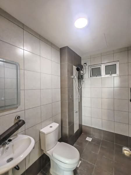 Service Residence for Rent at One 49 Residence - Lui Lui - Bathroom - PropertyGuru.com.my